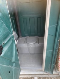 متوفر تواليتات امريكي شرقي غربي مكاني بغداد مدينة الصدر موجود توصيل حس...