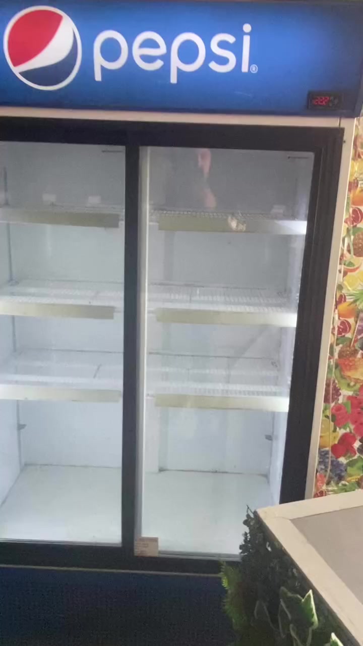 ‏سلام عليكم برادات اثنين سعر 600 قفل عنوان الدورة حي دجلة ***********
