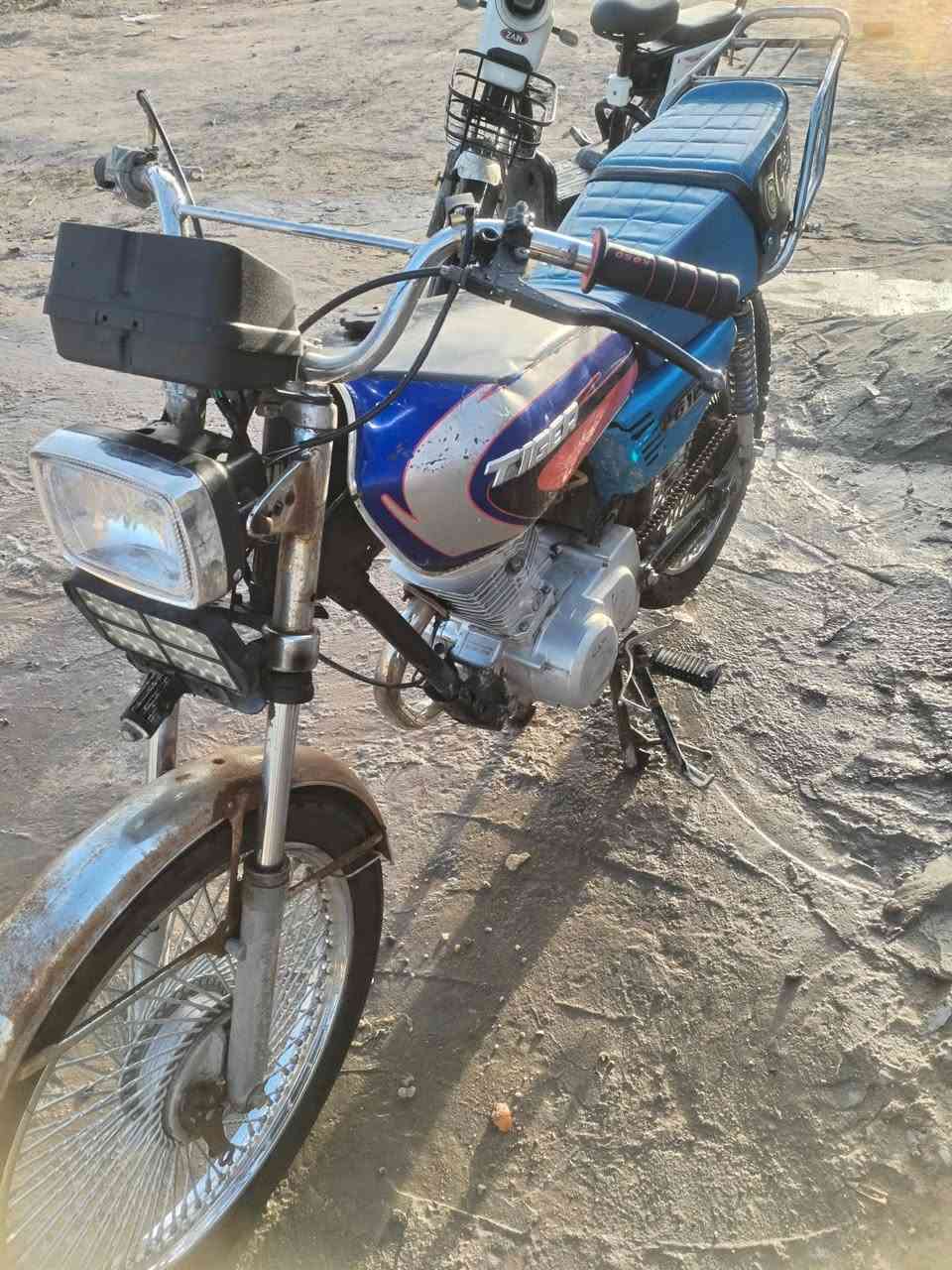 سلام عليكم دراجه تاكر موديل 19 كامله من كلشي وكله جديد تارات كهربايات وياله جديد سعرها 350 وبيه مجال مكاني بابل محاويل ناحيه المام ***********
