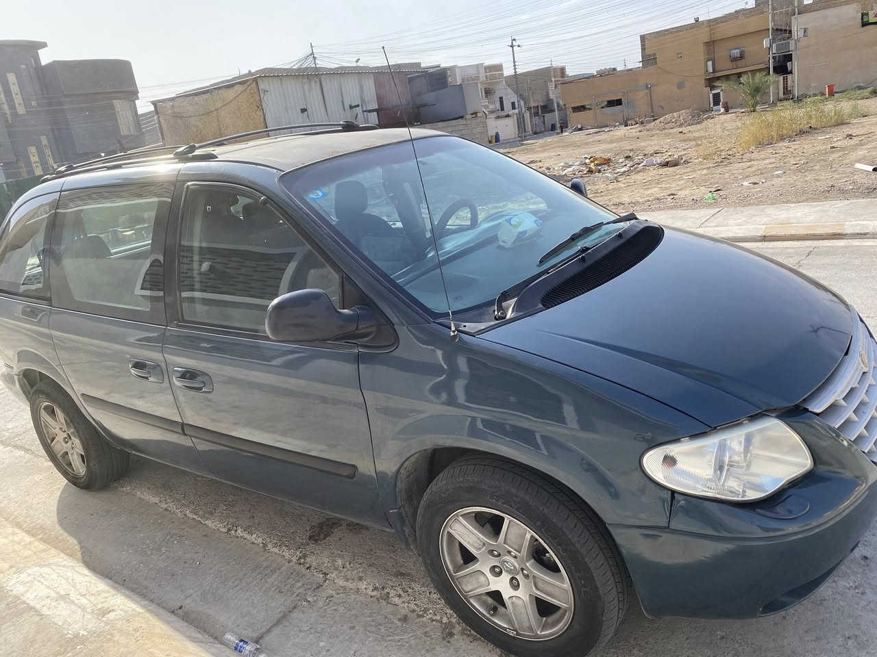 السلام عليكم 
للبيع دوج كرايسلر 2006
رقم بغدا انكليزي بأسمي
محرك 3300
صبغ حزام
تبريد شغال قطعه وحده
السعر 65$ وبيها مجال
العنوان الفلوجة
***********
