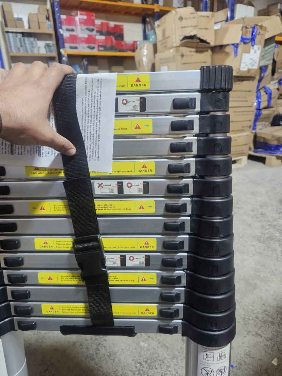 وصول درج الوزن الثقيل 4،4متر 5,4متر6،2متر 7,2متر(اربعة وخمسة وستة وسبعة متر)
للحجز عبر الخاص 
يتوفر توصيل لبغداد والمحافظات


**إذا كنت صاحب هذا الإعلان وتريد حذفه لأي سبب، رجاءا أرسل رسالة إلى الدعم الفني**