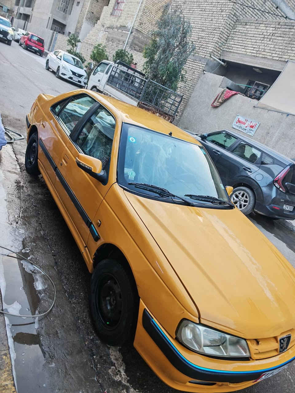 السلام عليكم..
بيجو بارص 2015 للبيع

گير ومحرك مكفولات 

التبريد ثلج 

السيارة كلش حلوة وخير من الله مبيها قطرة صبغ 

وبيها بارد بالباب الخلف السايق 

رقم انگليزي ( هيئة - غرامات صفر)

السيارة بأسمي سنوية جديدة 

السعر 48 ورقة

***********
