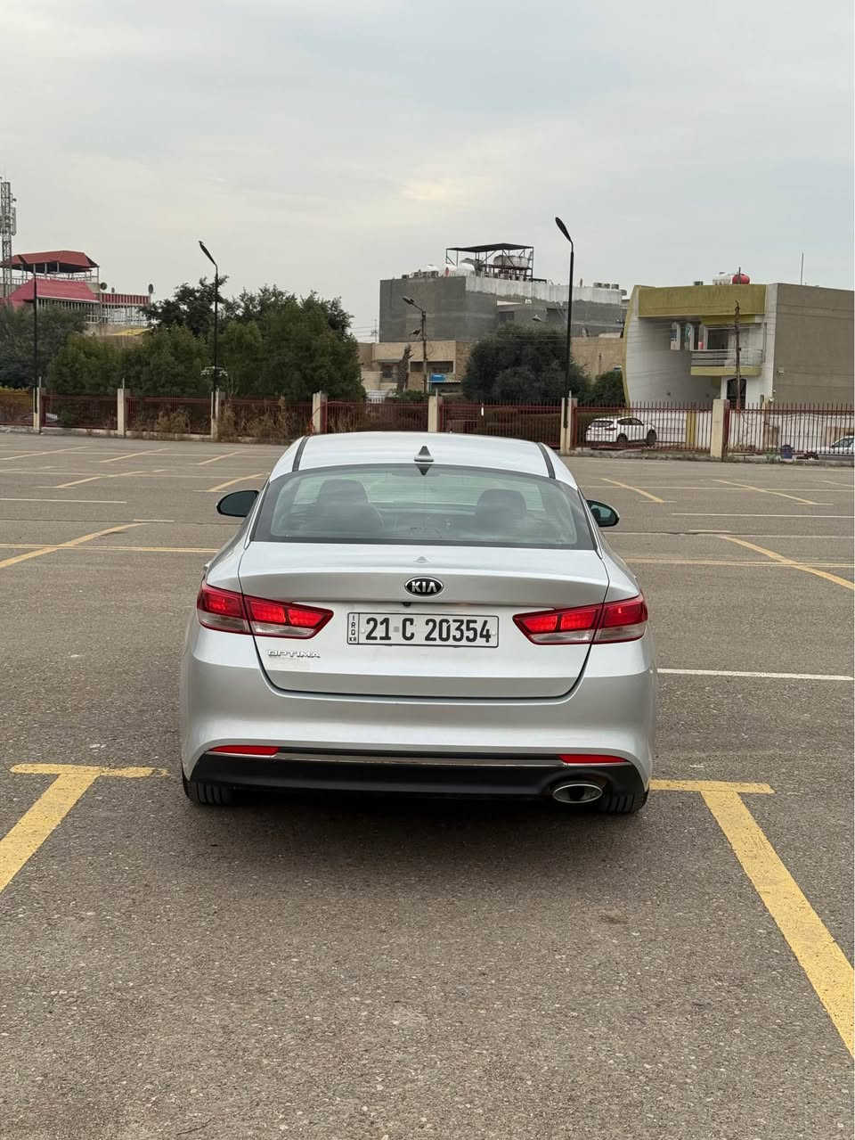 كيا اوبتما موديل 2017 وارد امريكي حادث دعاميه اماميه ،، بارد حافه البنيد + ربع جاملغ امامي صبغ ،، السياره بدون ايرباك ليبل واحد بدون فتح ،، محرك 4 سلندر حجم 2400 ،، كير ATM المرغوب ،، تخم تاير جديد صدر جديد تبريد ثلج السياره مناقصها اي شي ،، رقم سليمانيه دولي سنويه 2030 ،، المكان بغداد حي الجهاد 
السعر 123 ورقه 
*********** بغداد, العراق
