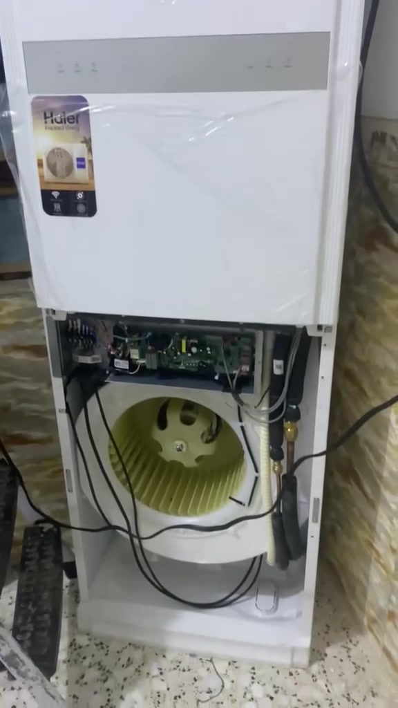 كم اليوم تنصيب سبلت كنتوري نوع هاير من شركه الوطني للسلع المعمره طبعا هذا الجهاز جدا راقي وانصح اللي يريد ياخذ ياخذ من هذا الجهاز تحياتي اخوكم علي الهلالي


**إذا كنت صاحب هذا الإعلان وتريد حذفه لأي سبب، رجاءا أرسل رسالة إلى الدعم الفني**