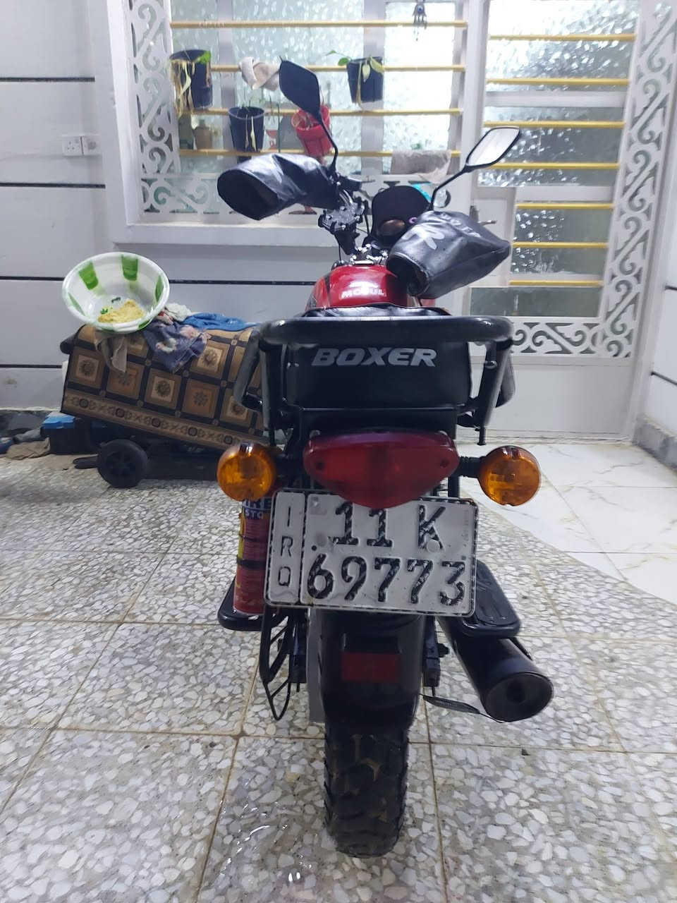 بوكسر موديل 23 نزول 24 رقم بغداد بسمي تحويل ثاني يوم هزه كامله دراجه خير من الله مال جناي وممعتوبه عليها هواي إضافات جديده مكينه خرسه شلعه ومعدل دراجه نضيفه حيل واحلا من الصور عليها منضومه زنون كلش قوي مكانها شارع فلسطين للبيع فقط تفاصيل أكثر اتصل ***********
