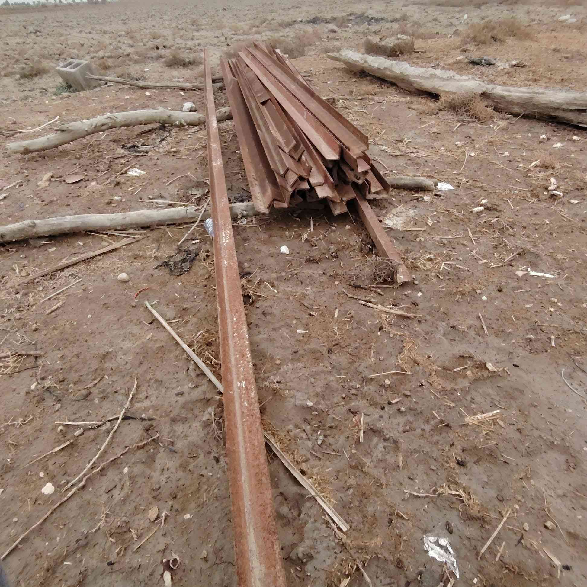 حديد لبيع
***********
