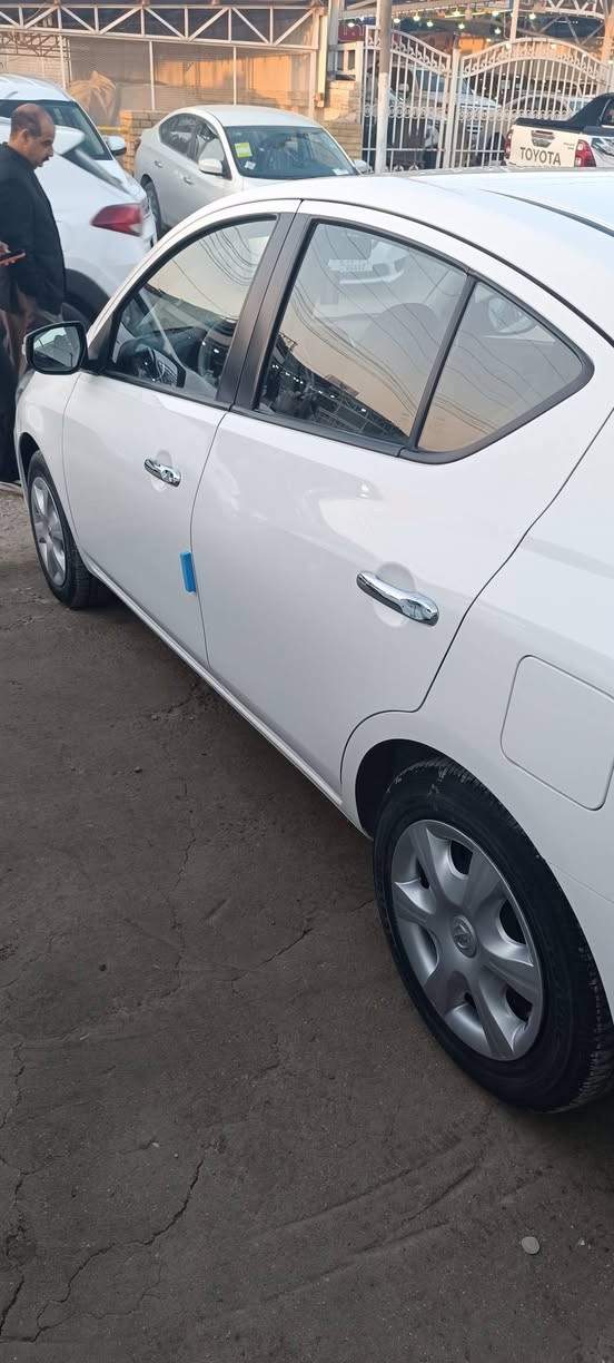 السلام عليكم .. سياره صني مصري موديل 24 كفاله رقم اربيل ماشيه ( 42 ) الف  مكان نجف سعر ( 122 ) و بيها مجال ***********
