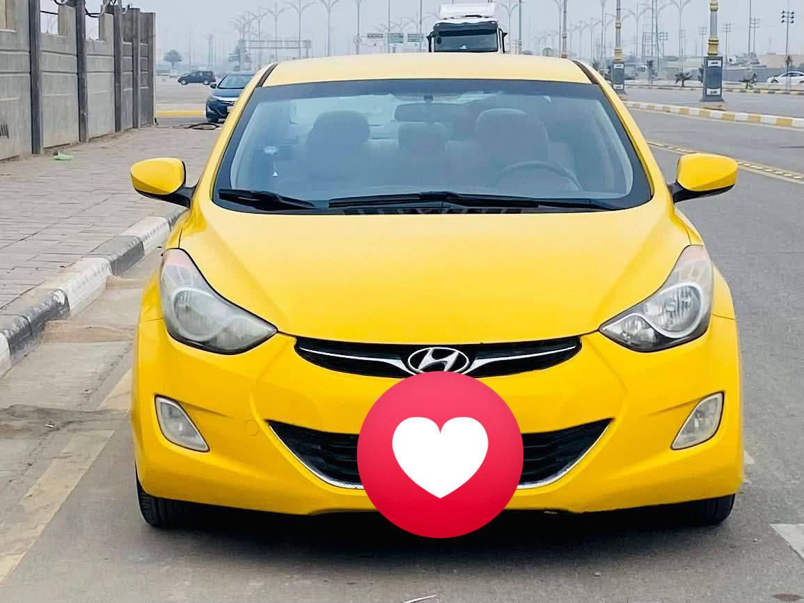 للبيع هونداي النترا موديل 2013 وارد امريكي بيه تبديل جاملغ امامي فقط بدون***********دواخل ليبل واحد موصفاته تحكم تدفه بل كشنات ويل كروم داخل بيجي مكينه 1800 السعر ١١٠وبيه مجال بسيط مكان السياره حله
