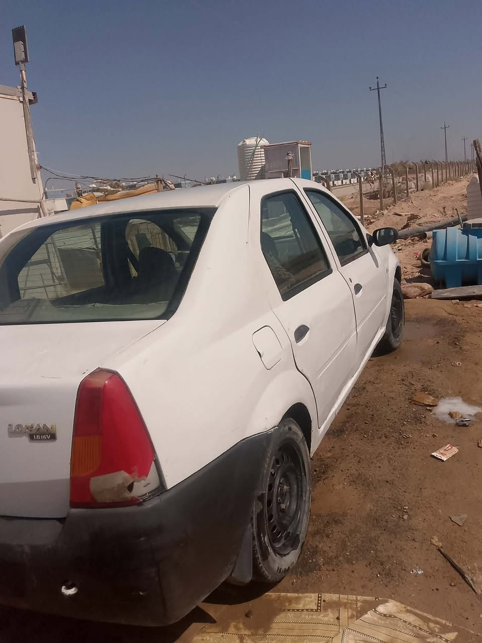 رينو لوكان 2010 رقم نجف هزه جديده  محرك جديد ماصار شهر شادله معروضه ب 37 وبيه مجال المكان الكوفه *********** اتصال

