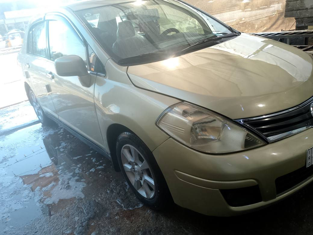 سلام عليكم اخوان نيسان فيرسا موديل 2009رفم بغداد بااسمي هزه جديده مصبوغه حزام حلوه السياره محرك جديد 
صدر جديد تخم تأيرات دايرم جدد شاشه كامره سعر 72وبيه مجال بسيط مكان شهداء البياع *********** بغداد, العراق
