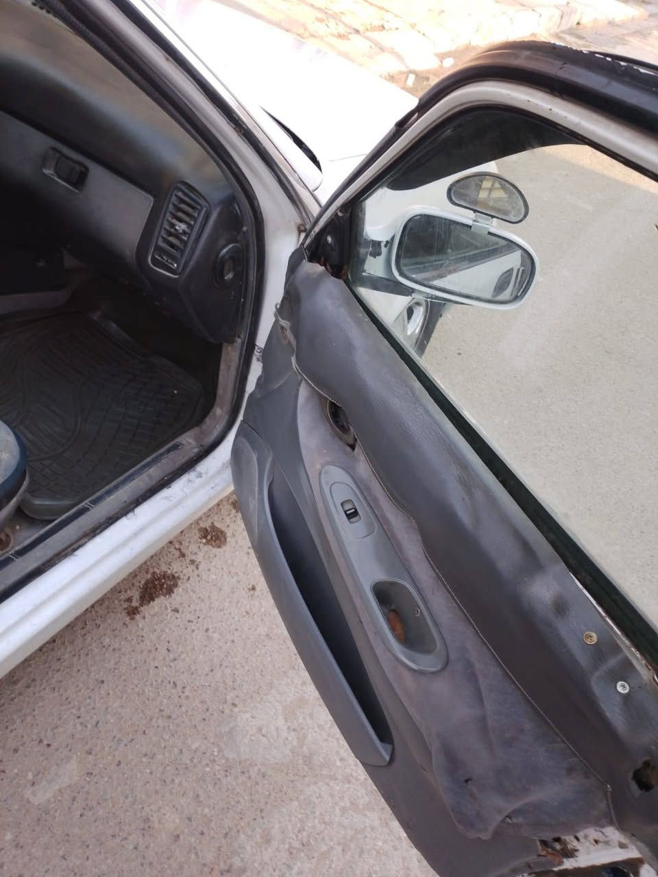 السلام عليكم برنس موديل 96 للبيع عنواني بغداد بياع سعر28 رقم الهاتف***********
