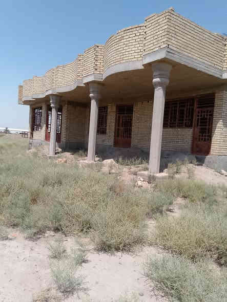 بيت هيكل طابو زراعي سند 25 مفروزه بسمي تحويل باسم المشتري سند مشترك مساحه الارض الكلي 663مترا مساحه البناء325متر يحتوي على ستقبال وهوال 3غرف نوم وحمام ومطبخ قريب جدا على شارع الخدمي موقع (عويريج قرب سيطره 75مدخل مركز شرطه المصطفى)لاتصال على رقم ***********غير متواجد على الفيس#
