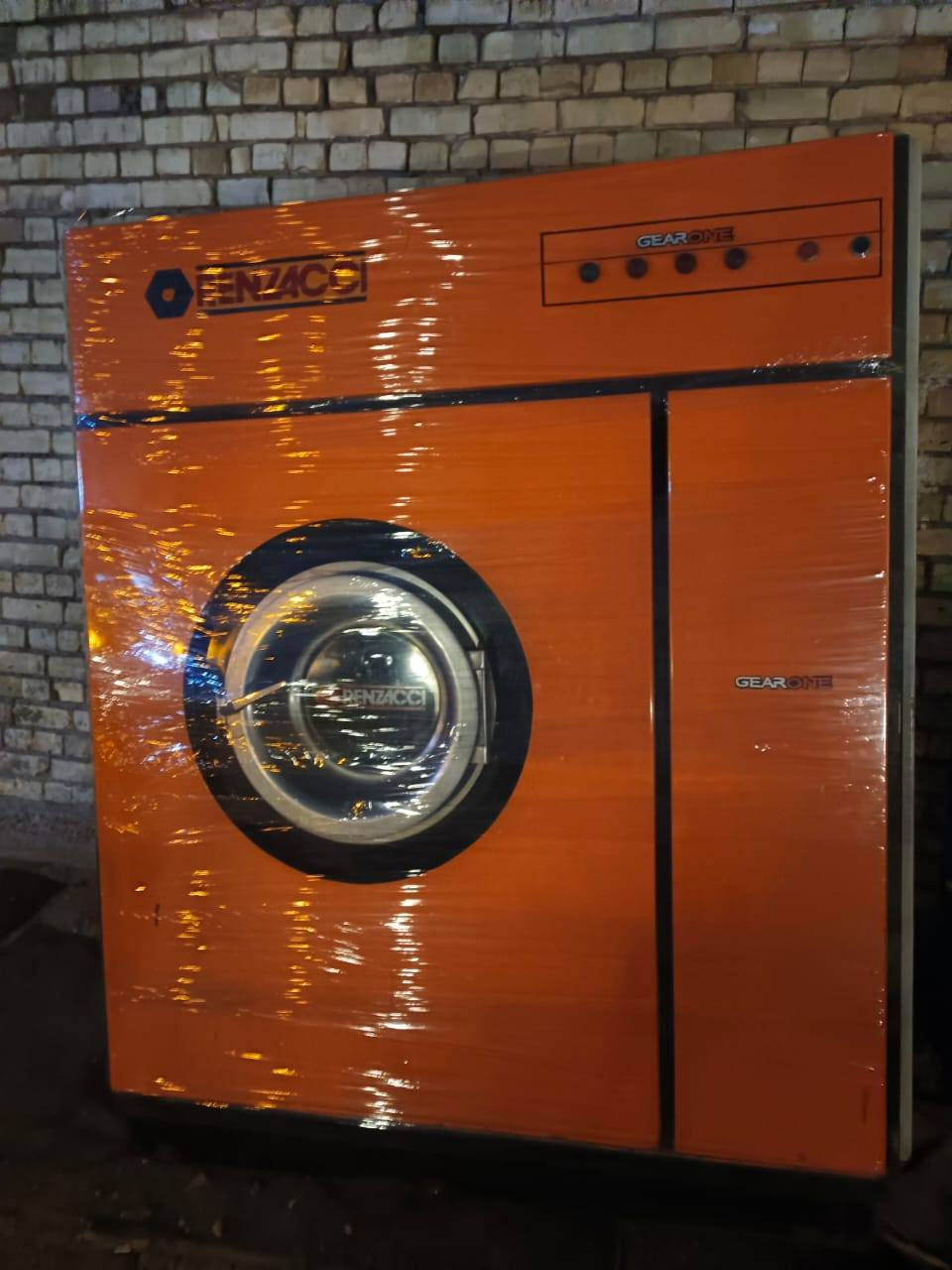 دراي كلين ايطالي محور غساله غسل وعصر كهرباء سنكل نظيف جدا جدا
الاستفسار مراسله الصفحه او الاتصال على الارقام التاليه 
***********
***********
