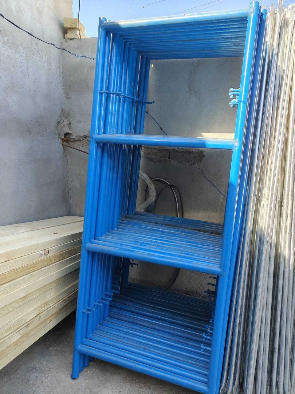 للبيع شلعه سكلات جديد غير مستخدم
6 اقفاص ابو 80سم 

7 اقفاص ابو 60سم 

10درابات خشب طول 4م عرض 24سم سمك 4ملم 

 2 عرباين تفصال ثقيل تاير جوبلس

سعر مليون 700الف العنوان الرفاعي بدعه الرحمه شارع 30 

***********
