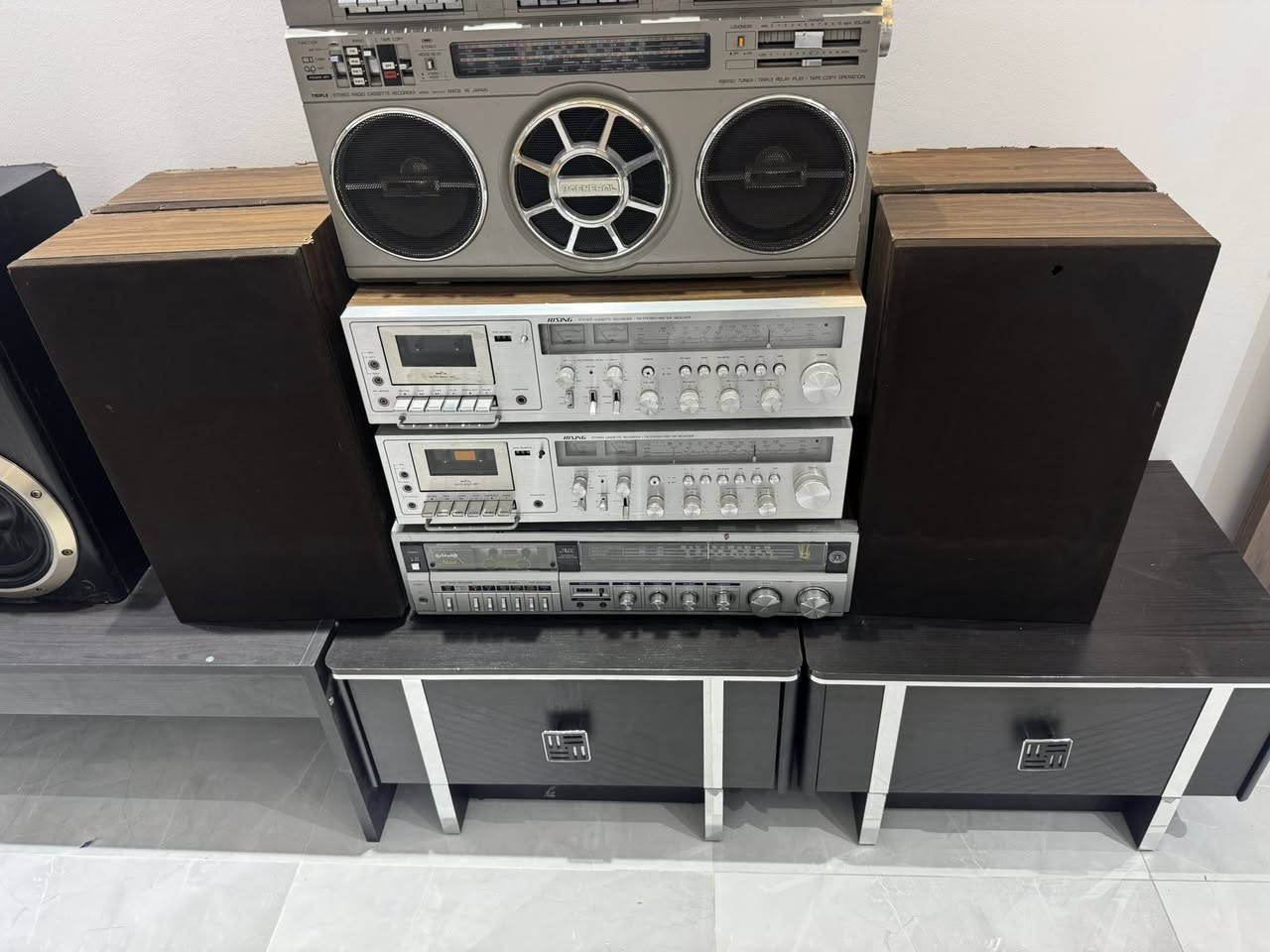 عدد 2 ) ومسجل كاسيت Rising STR S1010 ( عدد 2 )

ومسجل قيثاره عدد 1 

(وسماعات عدد 4 ) للبيع شغالات واكو بيهم قوايش  هاي الموجود النضافه 95    ‎%‎ (السعر  150 )الف الكل


**إذا كنت صاحب هذا الإعلان وتريد حذفه لأي سبب، رجاءا أرسل رسالة إلى الدعم الفني**