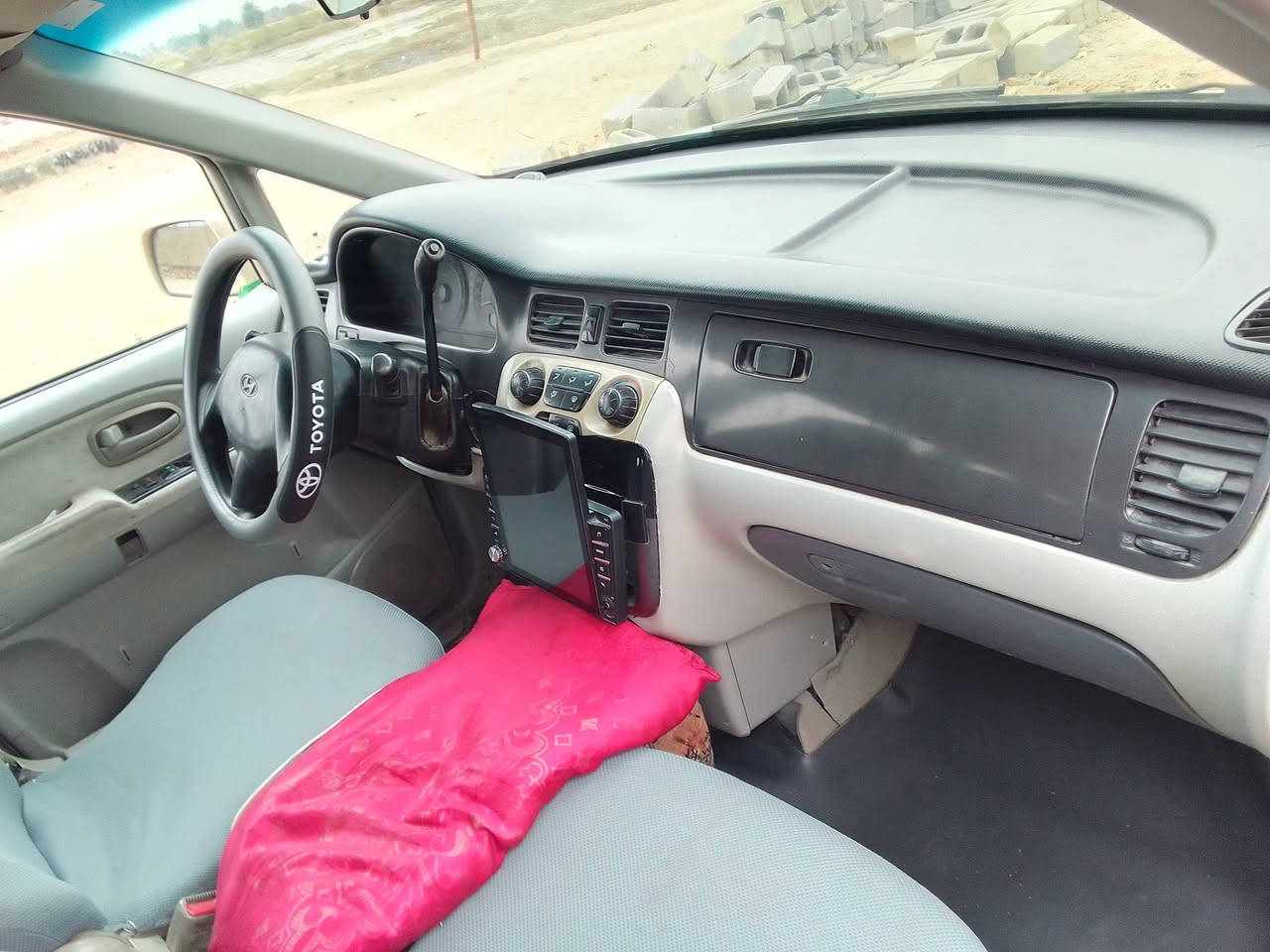 سلام عليكم ترچين لبيع مديل6لسعر70وبه مجال لرقم***********
