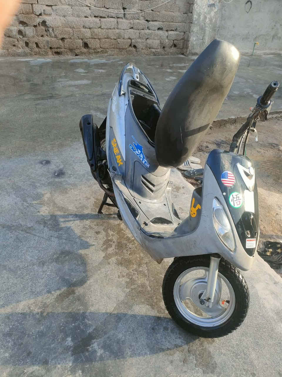 حلال البيع مكينه ما مفتوحه  دراجه نضيفه  ***********مكان صويره
