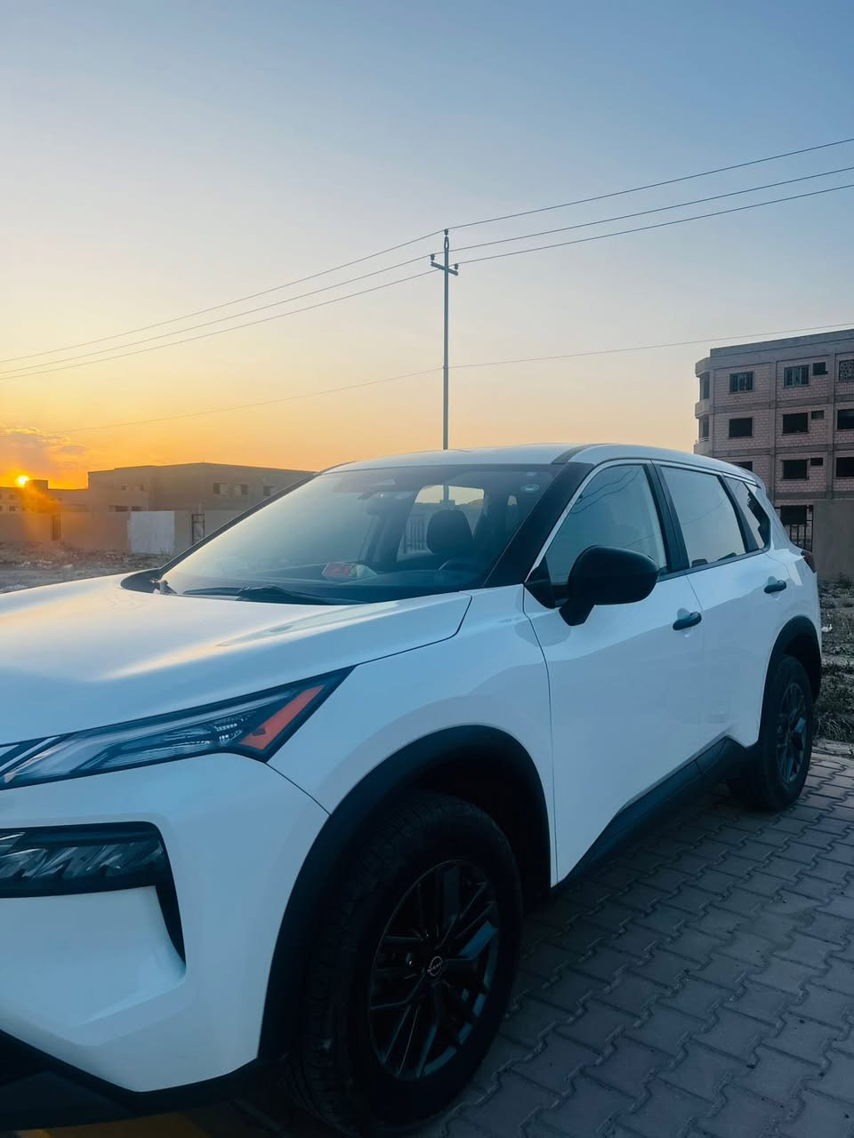 السلام عليكم
🚗 للبيع | نيسان روج 2023 (Clean) 🚗

✅ محرك 1500 تيربو
✅ رادار أمامي + رادار خلفي
✅ حساسات خلفية + جانبية
✅ تحذير النقطة العمياء (Mirror Warning)
✅ مثبت سرعة
✅ تحكمات على الستيرن
✅ شاشة + Apple CarPlay
✅ Auto Hold
✅ Drive Mode
✅ هاند بريك إلكتروني
✅ تشغيل بصمة (Smart Key)
✅ ويلات قياس 17
✅ تايرات جديدة (تخم)

✨ السيارة نظيفة ومواصفاتها كاملة، جاهزة ولا تحتاج أي مصروف.

📞 للاستفسار والمفاوضة يرجى التواصل على الخاص أو الاتصال: ***********-***********)
📍 الموقع: (تكريت /اربيل
