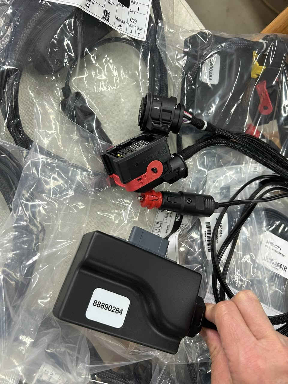 The original quality gearbox Volvo program cable Available for sale


**إذا كنت صاحب هذا الإعلان وتريد حذفه لأي سبب، رجاءا أرسل رسالة إلى الدعم الفني**