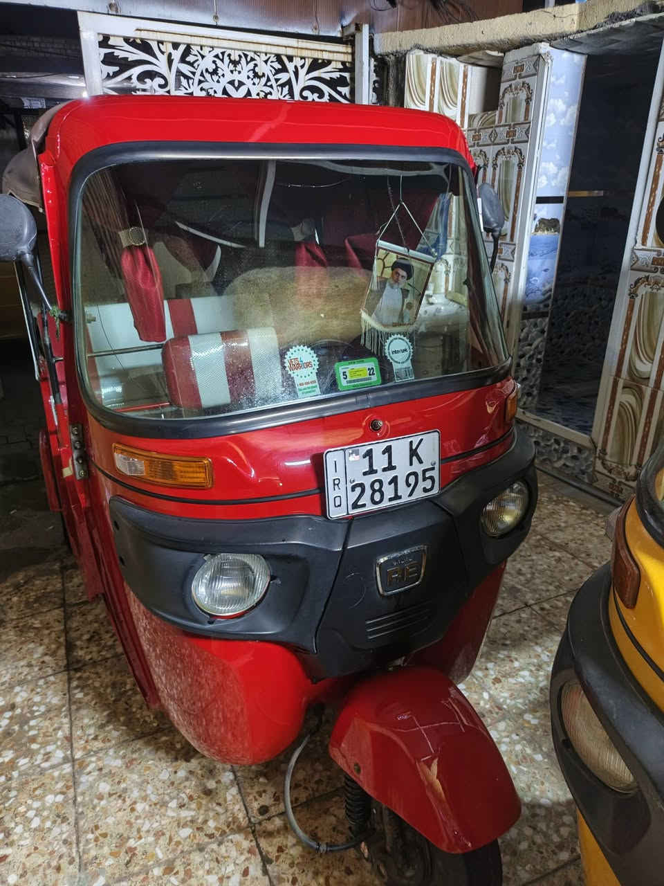 سلام عليكم شباب شلونكم تكتك للبيع مديل17 مكينة 20 تكتك معمرة ومصبوغة عام التكتك خير من الله مال شغل مرقمة باسمي تحويل ثاني يوم السعر 5 ونص وبيهة مجال للشراي مكاني بغداد حي السفير قرب كهوة جاكي
الرقم واتساب ***********
