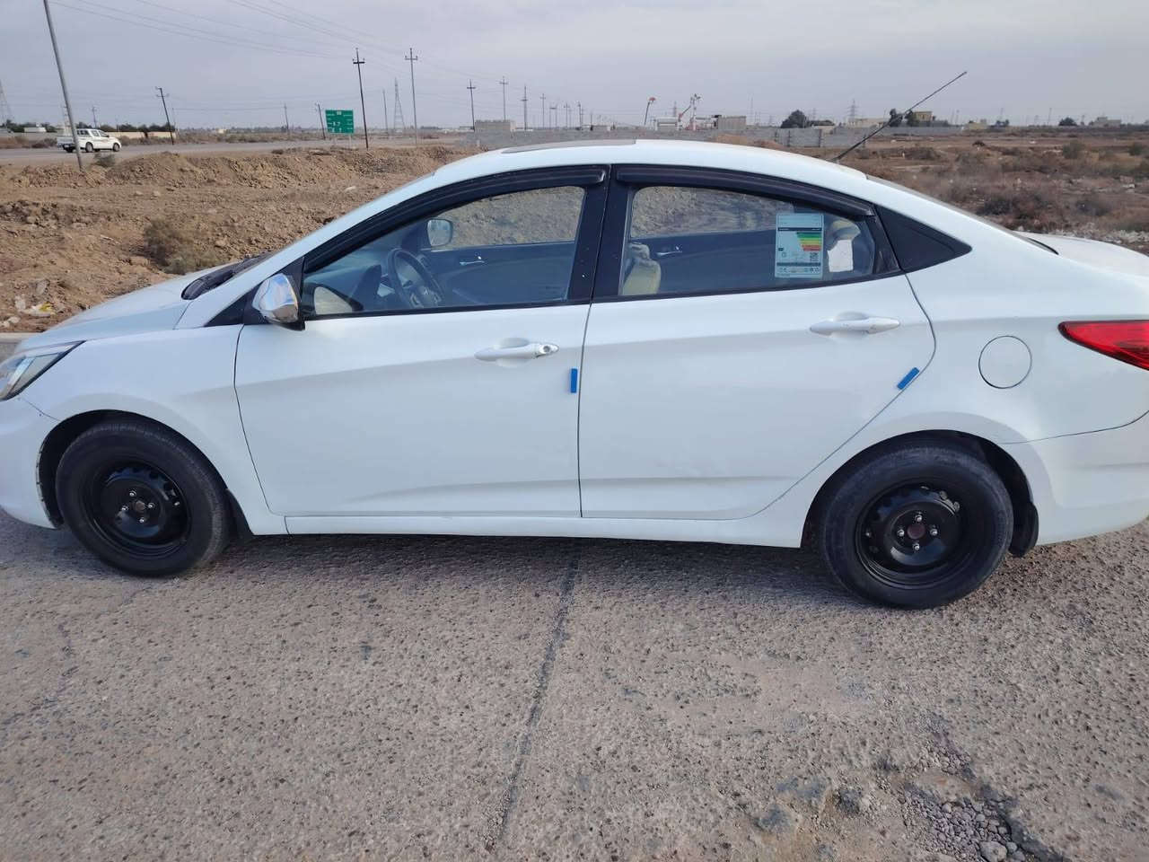 سلام عليكم للبيع اكسنت موديل 2015اوتماتيك خليجي مكينه 1600 سياره فول موصفات  مكفوله كفاله عامه  عده بنيد مبدل  مكينه وكير مكفولات سياره جهازه  حداديه جدد كهربائيات كله شغاله تبريد ثلج تخم تاير جدد سياره جاهزه  سنويه 2026مشروع وطني سعر 82وبيه مجال مكاني ميسان العماره رقم***********
