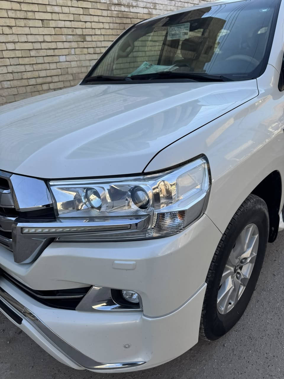 لاندگروز 17 للبيع بريم م 6 فول مواصفات رقم شمالي مكان السياره بغداد السعر وباقي التفاصيل ت ***********
