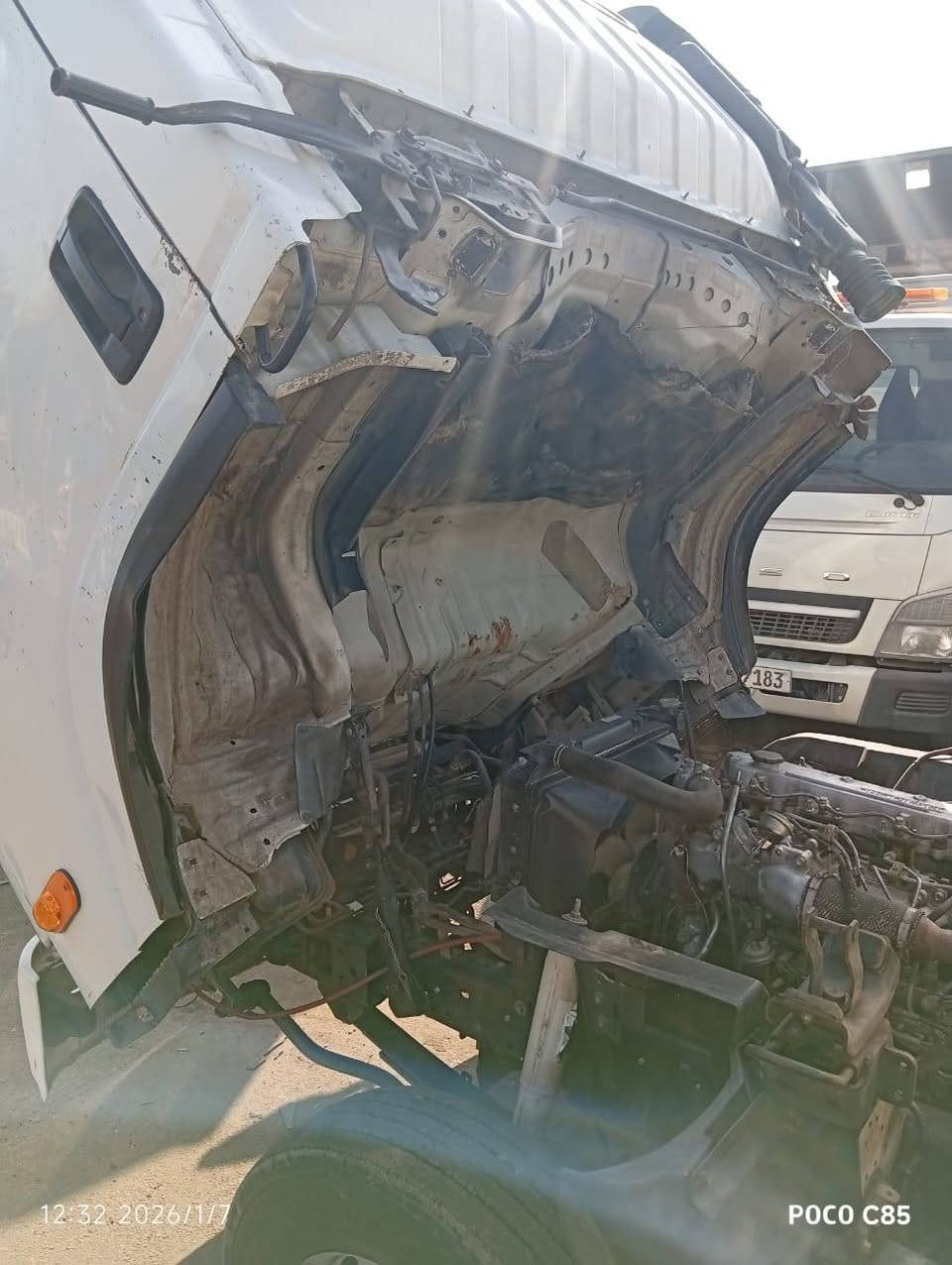 سلام عليكم كرين لبيع ازوزه 2009بم ونوزل بدي 3حركات
طول البدي 6متر السعر 210وبيها مجال*********** العنوان بغداد البياع
