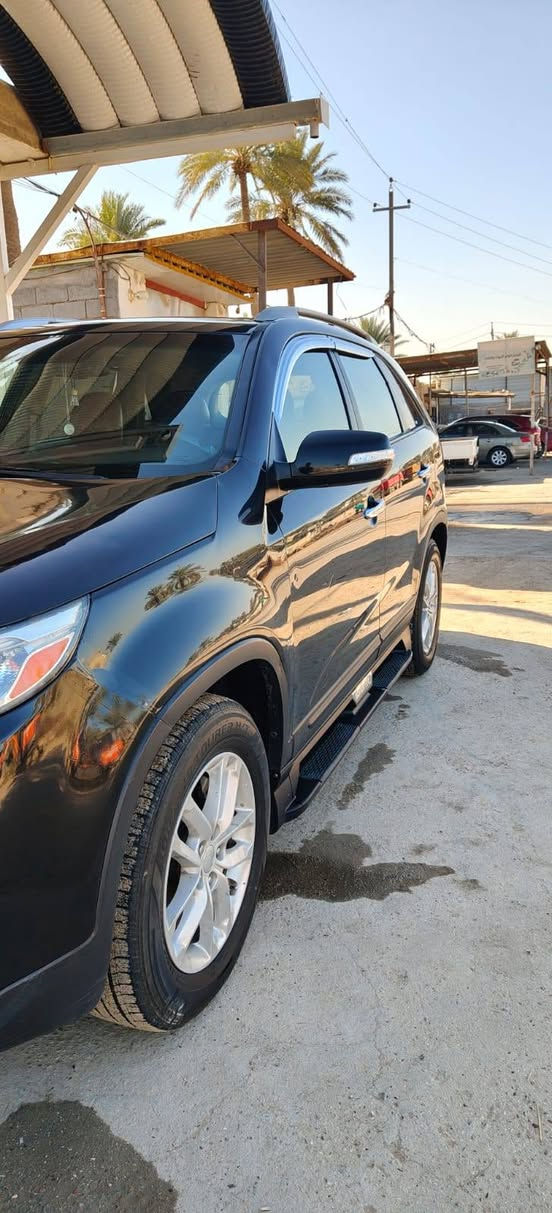 السلام عليكم بيع او مراوس حسب القناعه سورنتو 14 اربعه سلندر امريكي خمسة 
راكب داخل جلد سونار بالمنشور ليبل واحد حادث خفيف قطعه صبغ بدون داخل مواصفات معروفه مكاني كربلاء الوند موبايل ***********
السعر 138وبيها مجال بسيط
