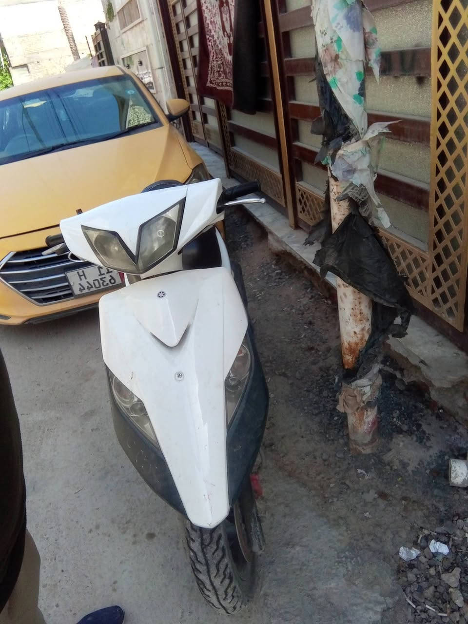 السلام عليكم دراجة ثعلب البيع كاملة كلهة تشتغل سلف وهندر بس الصوط نقص بل مكينة تشتغل وكاملة بس الصوط مكاني كريعات رقمي ***********
