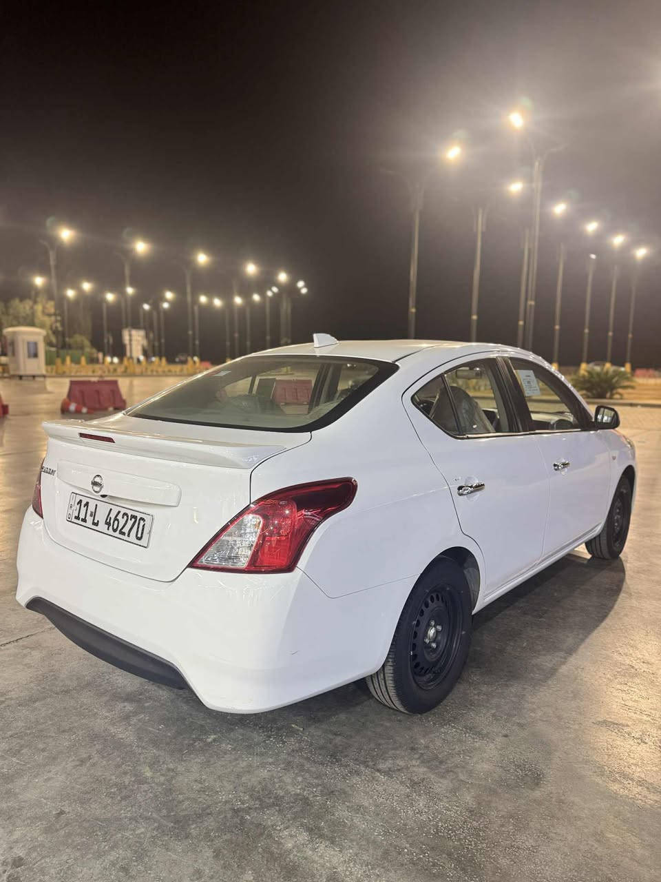 السلام عليكم للبيع فقط نيسان سني هندي اصلي بليته زركه 2024 كفاله عامه لاصبغ ولا بارد ماشيه 23 الف قابله للزياده على وضعية الشركه السعر 132 وبيها مجال بسيط رقم بغداد تحويل ثاني يوم المكان بغداد اي استفسار اتصل عالرقم ‭0770 901 9011
