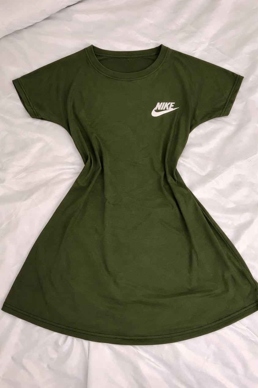 توفرت وجبه تيشرتات جم فيزون فري سايز 
طويل يغطي الورك
السعر ٨


**إذا كنت صاحب هذا الإعلان وتريد حذفه لأي سبب، رجاءا أرسل رسالة إلى الدعم الفني**