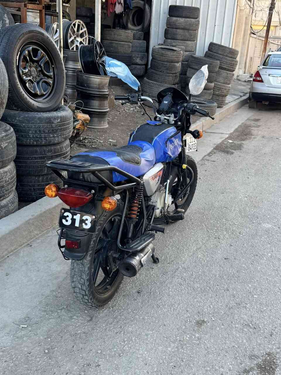 سلام عليكم شباب
بوكسر جبلي 2023 البيع دراجه مكفوله عام نضيفه حيل شوفت عينك نقص ستان صفح بس دراجه ماشيه حقيقي 37الف رقم و سنويه نكليزي 
سعر 2650 بيها مجال الشراي تعال خاص 
*********** وتساب فقط
