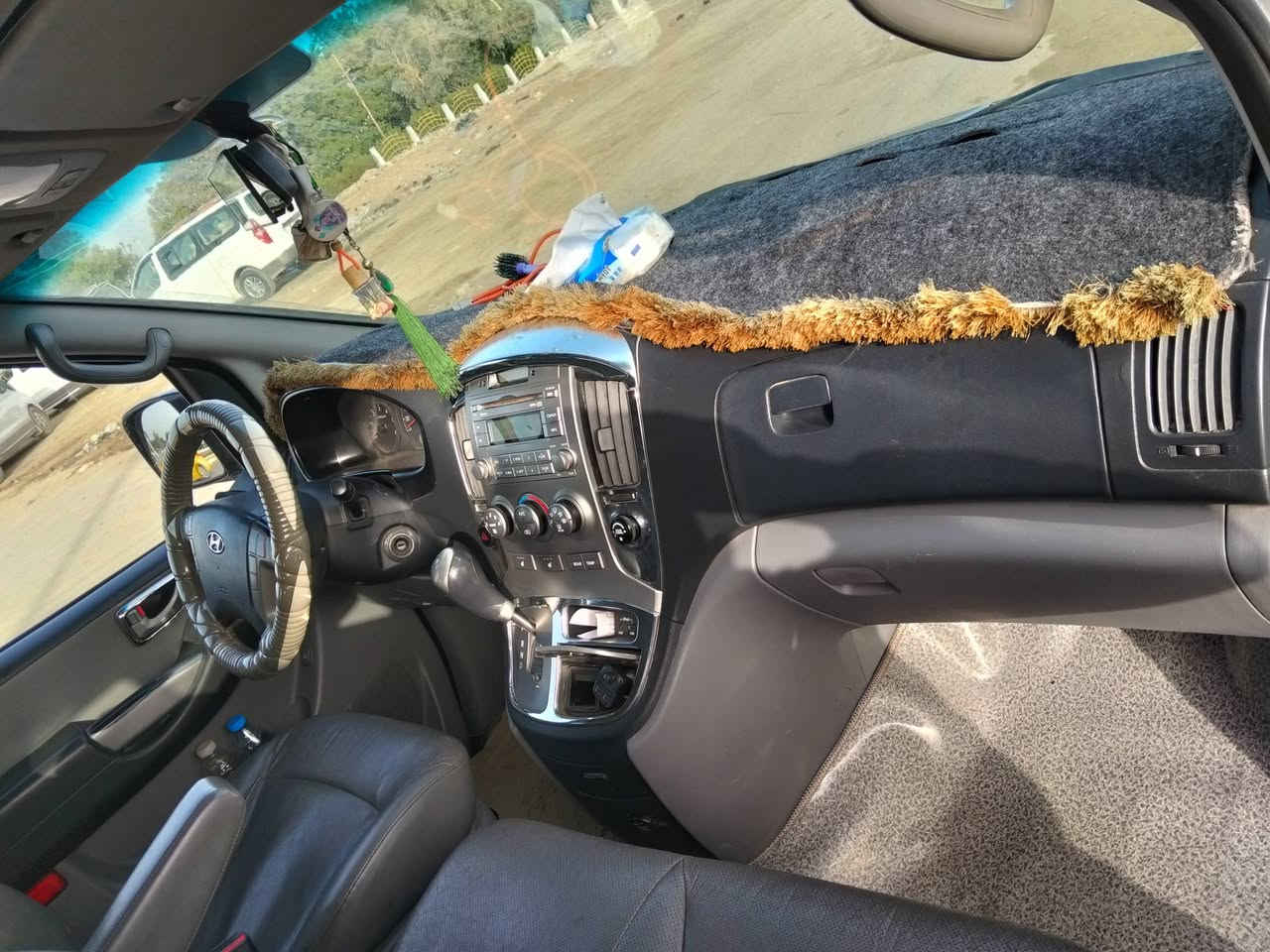 سلام عليكم استاركس للبيع 2016 سياره محوره مكينه سبلاين 12سياره رقم بغداد السياره مكفوله  الرقم*********** السعر خاص
