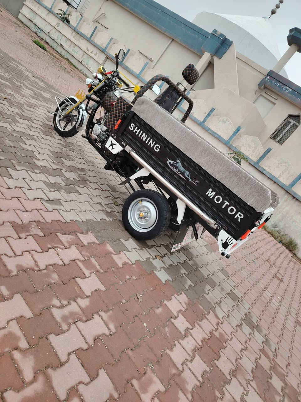 ستوته البيع الموديل 21 ركبه شرك كهربيت شرط فحل عالي  محرك ٢٥   شخوان ستوته صفررر منفيس كامل أو ركبه شرط السعر مليون او 175 او بيه مجال غليل ستوته صفر المو شراي لا يكسر بيه *********** او تحيتي الجميع
