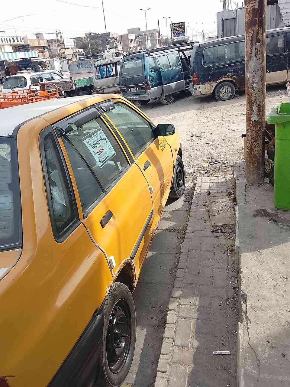 سلام عليكم ورحمه الله وبركاته سايبه للبيع موديل 11 رقم بغداد إنكليزي مصفره هيهة  وغرامات سنويه الحد30 مكينه كير شواصي مكفولات كهربائيات كلها شغاله سياره مال شغل حلوه وكامله بيه نقوصات بصيطه فقط سياره متروكه صار شهرين هيج بس هيه خير من الله السعر 21 للمكان بغداد المعالف التصال ***********
