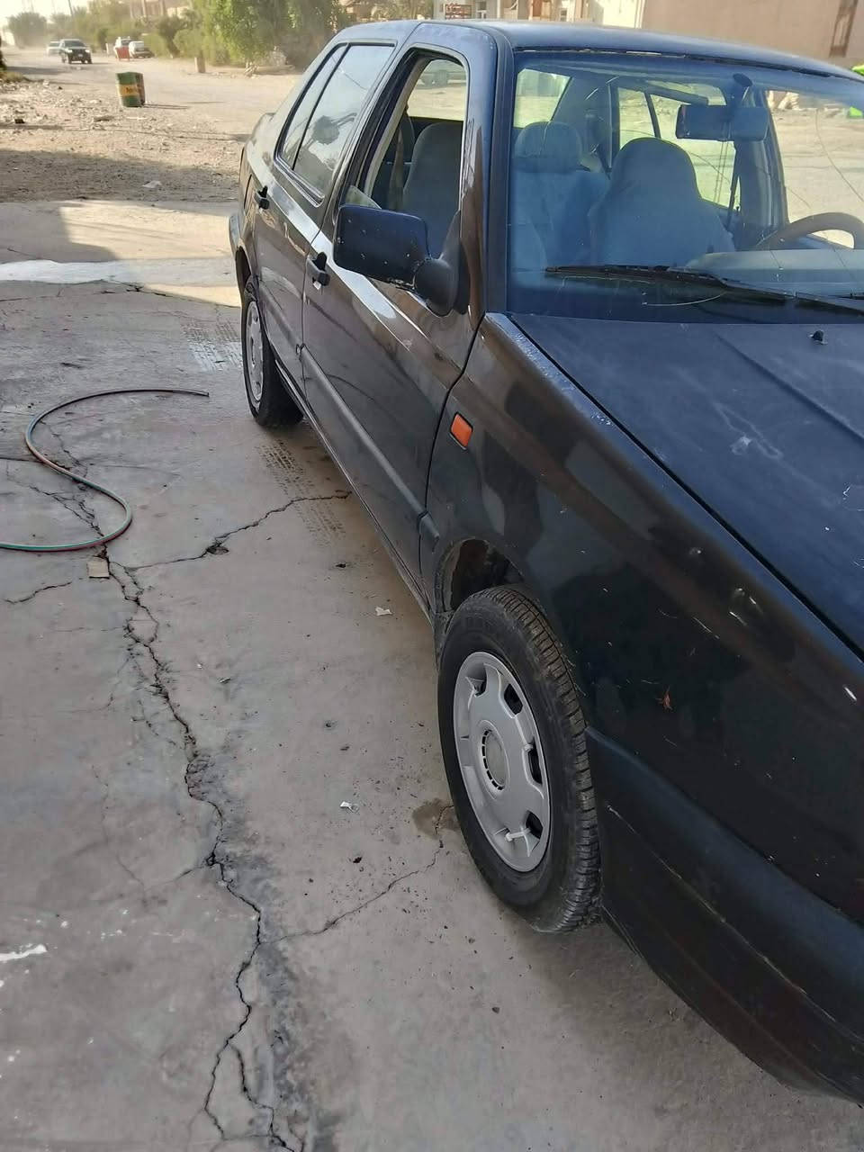 السلام عليكم
كولف فنتو موديل 93 ميكنه 2000 كير عادي 
رقم صلاح الدين مشروع وطني تحويل مباشر 
تبريد شغال ❄️ تخم سماعات اصلي صدر جديد كهربائيات مابيها نقص سيارة حلوة وناعمة السيارة بلاد بس شويه جاردة السعر المطلوب 35 بيها مجال مراوس هم اراوس بسيارة احدث وانطي فرق ***********
