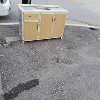 عندي سنك متر ونص للبيع السعر ١٠٠ الف بي مجال ٠٧٨١١٨٤٤٩١٧ واتساب