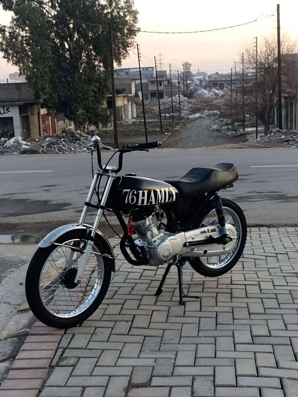 السلام عليكم اخوتي 
دراجه انتنس موديل 24 كفاله عاما شرط تحريك ومعدل نار شرط اول ثاني ثالث يرفع رياضي فول ما يعوزه شي تجي تفحص مثل ما بال صوره معدل 🔥🔥يشك الكاع مكاني موصل حي البكر السعر 550 وبي مجال شراي اتصل *********** بي وتساب
