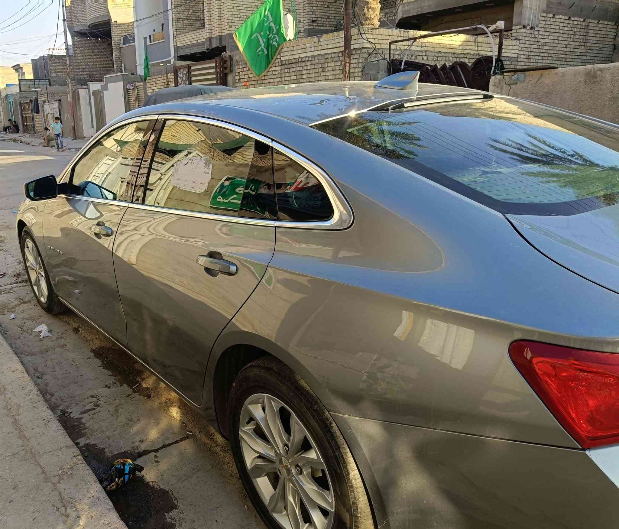 سلام عليكم …/ للبيع او مراوس
‏▪️ماليبو2025LTتجي فول عدا البنوراما بجم كبس
‏▪️مكينة 1500 تيربو 4 سلندر
‏▪️بصمة ابواب ، جنطة ،  
‏▪️سايد بريك بصمة (هند بريك)
‏▪️فول تحكمات ستيرن ودشبول
‏▪️شاشة لمس كبيرة ايباد
‏▪️تبريد قطعتين
‏▪️تدفئة كشنات
‏▪️تبريد ( منفصل)
‏▪️شاشة اعطال ⚠️
‏▪️نضام كار بلي
‏▪️كاميرا دوارة خلفية
‏▪️ويل كب 18 بلاد
‏▪️كرسي كهرباء
تشغيل عن بعد 
‏▪️مكان السيارة بغداد 
‏▪️السعر 140 $  ورقة
‏***********
‏▪️ بيها جزء جداً بسيط من جاملغ خلفي  فقط
‏بدون تبديل اي قطع كلها قطع اصليه بلاديه
‏السيارة رقم بغداد داخله شهداء
