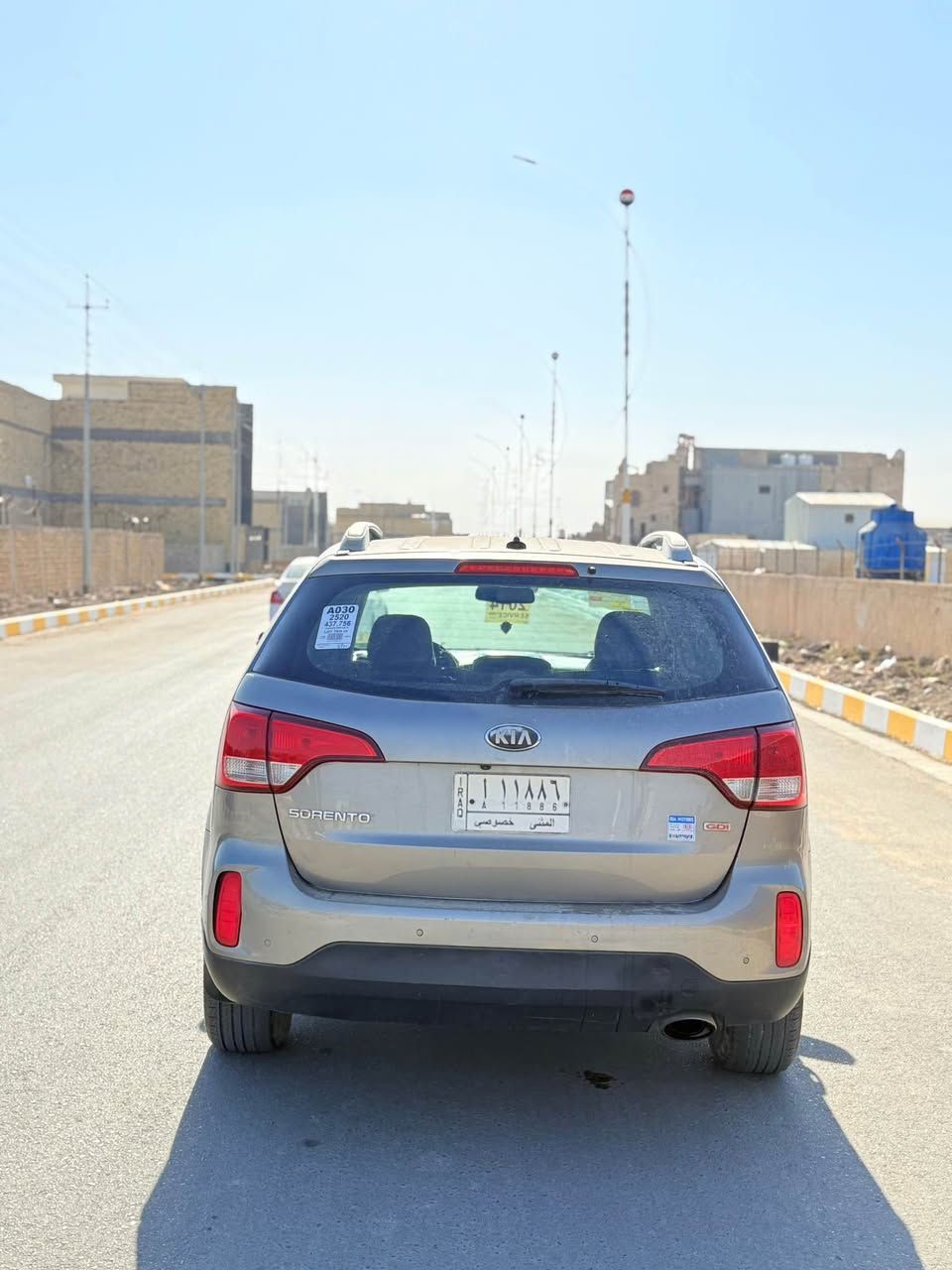 البيع سورنتو 2014 رقم مثنئ بسمي مشروع وطني تحويل ثاني يوم سياره جديده وجاهزا مكينه ٢٤٠٠  كير ومحرك وحداده وتبريد وتخم تاير كارتون وسعر 134 وبيه مجال مكان سياره ناصريه 
  سياره وارد مريكي بيه بس بنيد بدل ولباقي كفاله *********** ناصرية, ذي قار
