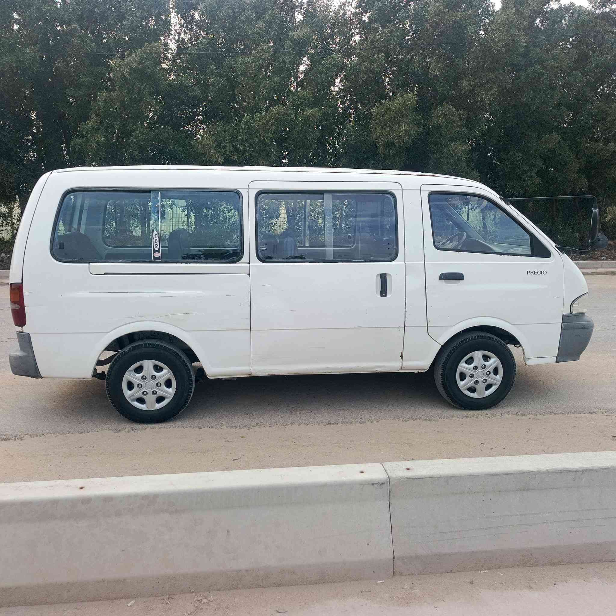 السلام عليكم سياره بريجو 96 السيارة مكفوله كفاله عامه من صبخ شواصي شركه السياره ع بلاد أحله من الصوره رقم انكليزي مصفره من كلشي باسمي مكاني النجف الاشرف رقم الهاتف *********** السعر 75 وبيه مجال
