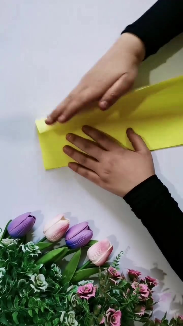 زينة ورقية ملونة تجنن 😍🌈حولي الورق العادي لتحفة فنية 😍
#أعمال_يدوية #توزيعات #بطاقة_معايدة #عيدية #افكار_ابداعية #هاند_ميد #DIY #أفكار_سهلة #تغليف_هدايا #اشغال_ورقية


**إذا كنت صاحب هذا الإعلان وتريد حذفه لأي سبب، رجاءا أرسل رسالة إلى الدعم الفني**