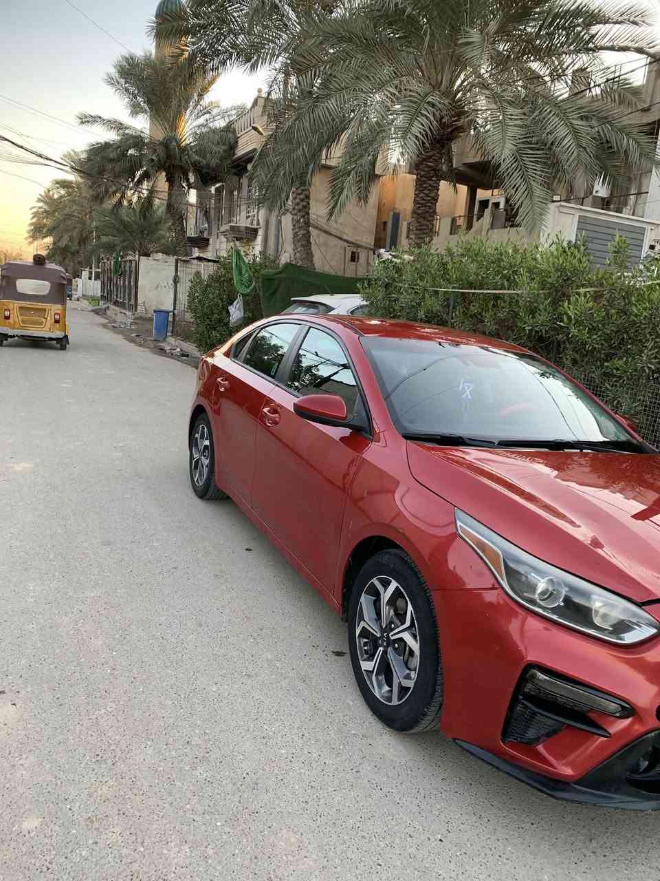 سلام عليكم
كيافورتي 21 هزه وسنويه جديده حادث سطحي جاملغ وشويه من بنيد وشبر من الباب تخم تاير جديد مكينه كير كفاله تحديد مسار وهواي بيهه موصفات معروفه 
٣ انضمه قياده ماشيه 74 سياره مال بيت قليل ستخدام 
بسمي عنوان حي الجوادين مال شغله 
***********
