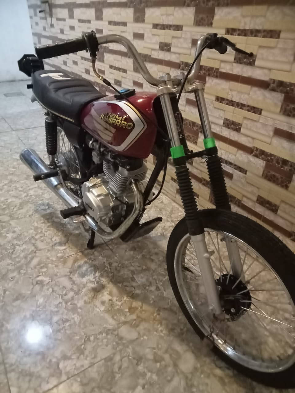 سلامو عليكم داجه انتنس للبيع كفاله عامه بعدهي ما ساحكه اول تبديلت دهن بيه دراجه اوراق سكنر اكفلك سرقه دراجه جديده مديل 2026 درجه بعدهي بترابه جديده زلغ ما بيه     سعر 750 وبيه مجال  لعنوان بصره جزيره ريان هذ رقمي شني عندك ستفسار راسلني ونا بخدمتكم ***********
