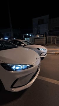 byd 2025 (سيل 5) رقم بغداد بأسمي زيرو على كد الترقيم  مكان السياره بغد...
