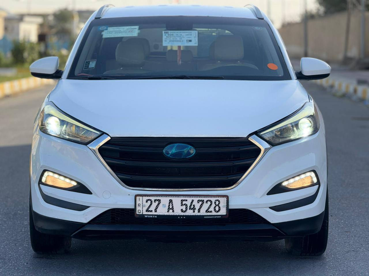 اللهم صلي على محمد وآل محمد
السلام عليكم رمضان كريم 

هونداي توسان 2016 وعند أمريكي 

حادث بنيد مبدل وجاملغ امامي صبغ فقط بدون ظرر داخلي 

شاشه كامره تحكم ستيرن جهتين 

ويل كب كروم لايتات لد بلاجكتور 

محرك ٢٠٠٠ ما مفتوح 

كير ومحرك كفاله حداديه جديده طخم تاير جديد كل نقص  ما بيها 

رقم ذي قار الدولي سنويه جديده وهزه جديده 

مكاني ذي قار مركز 

السعر ١٤٢ لاستفسار علئ رقم ‭ ٠٧٨٣ ١٣٠ ٨٣٨٦‬
