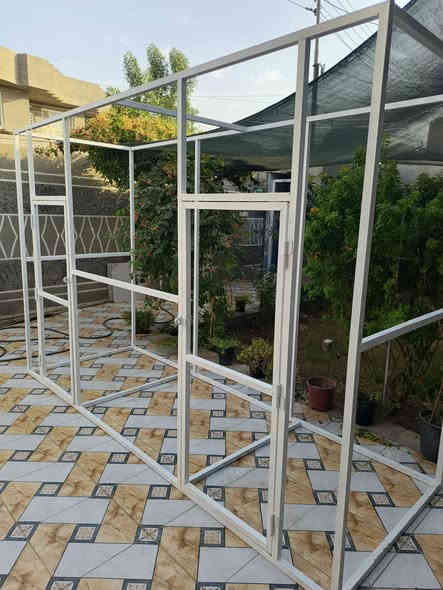 السلام عليكم متاح قفص حديد للبيع شغل درجة اولى مو سوكي تسكام الطول ٣ متر والارتفاع ٢ متر والعرض ١ متر سعره ١٥٠ الف وبي شويه مجال العنوان الحله ابي غرق حي الشرطة اتصال ***********
