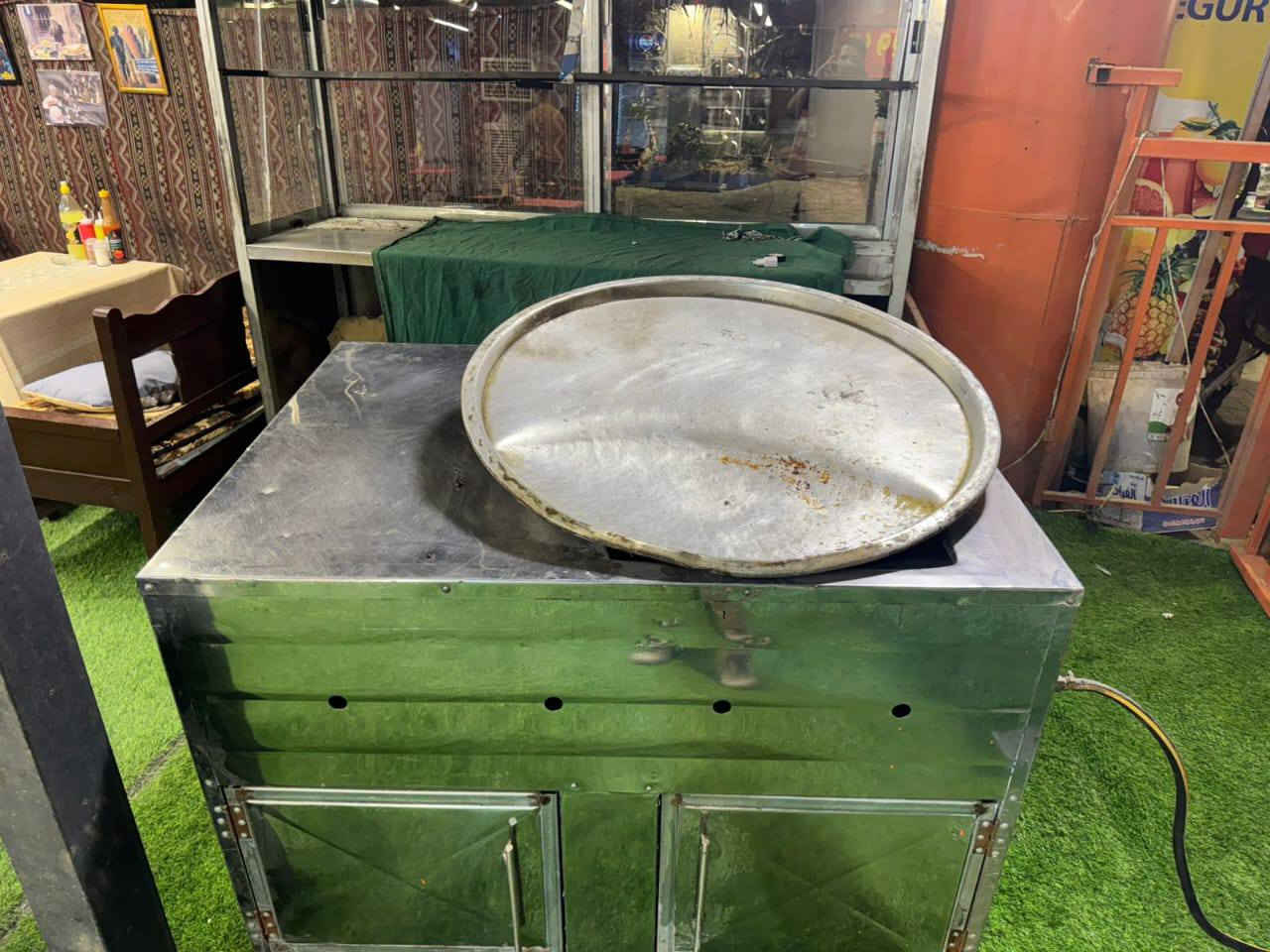 🔥 للبيع مكينة عروك ستيل جاهزة للشغل 🔥
للبيع مكينة/صاج عروك مصنوع من الستنلس ستيل، قوي وعملي ومناسب للمطاعم والمحلات أو البسطيات.
نظيف وجاهز للاستخدام فوراً ويستحمل شغل يومي.
💰 السعر: 250 ألف دينار عراقي (قابل للنقاش للجادين)
📞 للتواصل: ***********
اللي يريد مشروع سريع وبسعر مناسب هاي فرصة 👍
