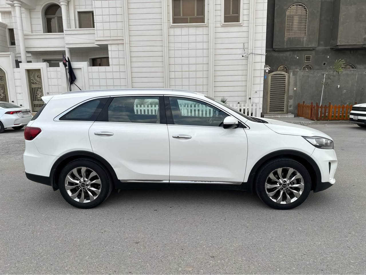 سورنتو 2019 خليجي اربيل تحويل او وكاله سنويه جديده لل٣٠ 
كفاله عامه  
ماشيه ١٥٠
مكينه 4 سلندر 2500 دوش
السعر 205
***********
مكلف بالنشر البصرة, العراق
