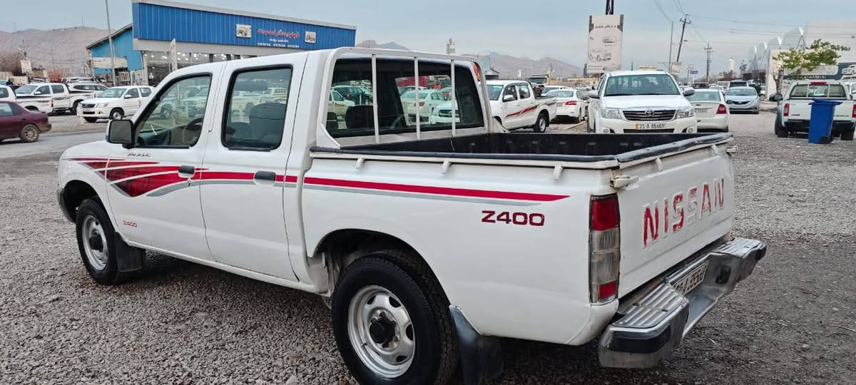 نیسان مۆدیل 2002 پەڵە بۆیاخ هەیە سەنەوی تا 2030 تازەیە چوار تەییەی لۆک غاز بەنزین گێڕ مەکینە بەشەرت نرخ 88گڵا کەمێ مەجەل 
شوین 
چوارقوڕنە 
ژ.م
***********
*********** رانية, السليمانية
